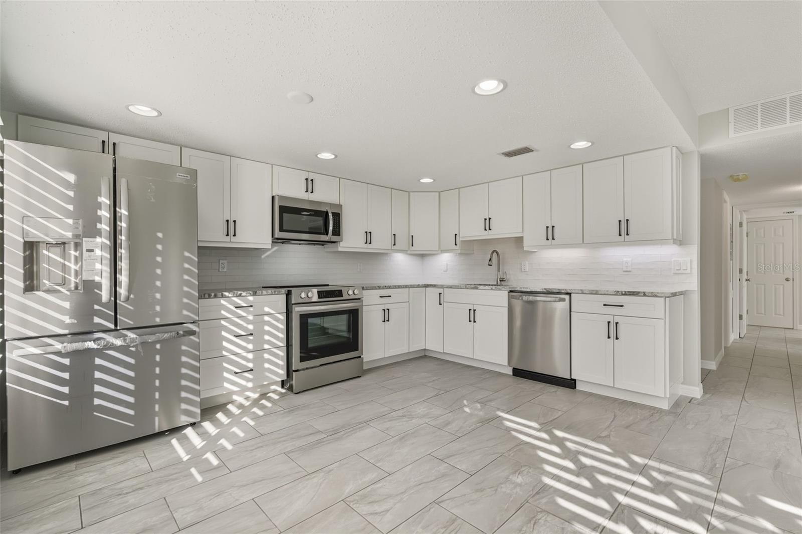 5055 Beach Road, FL