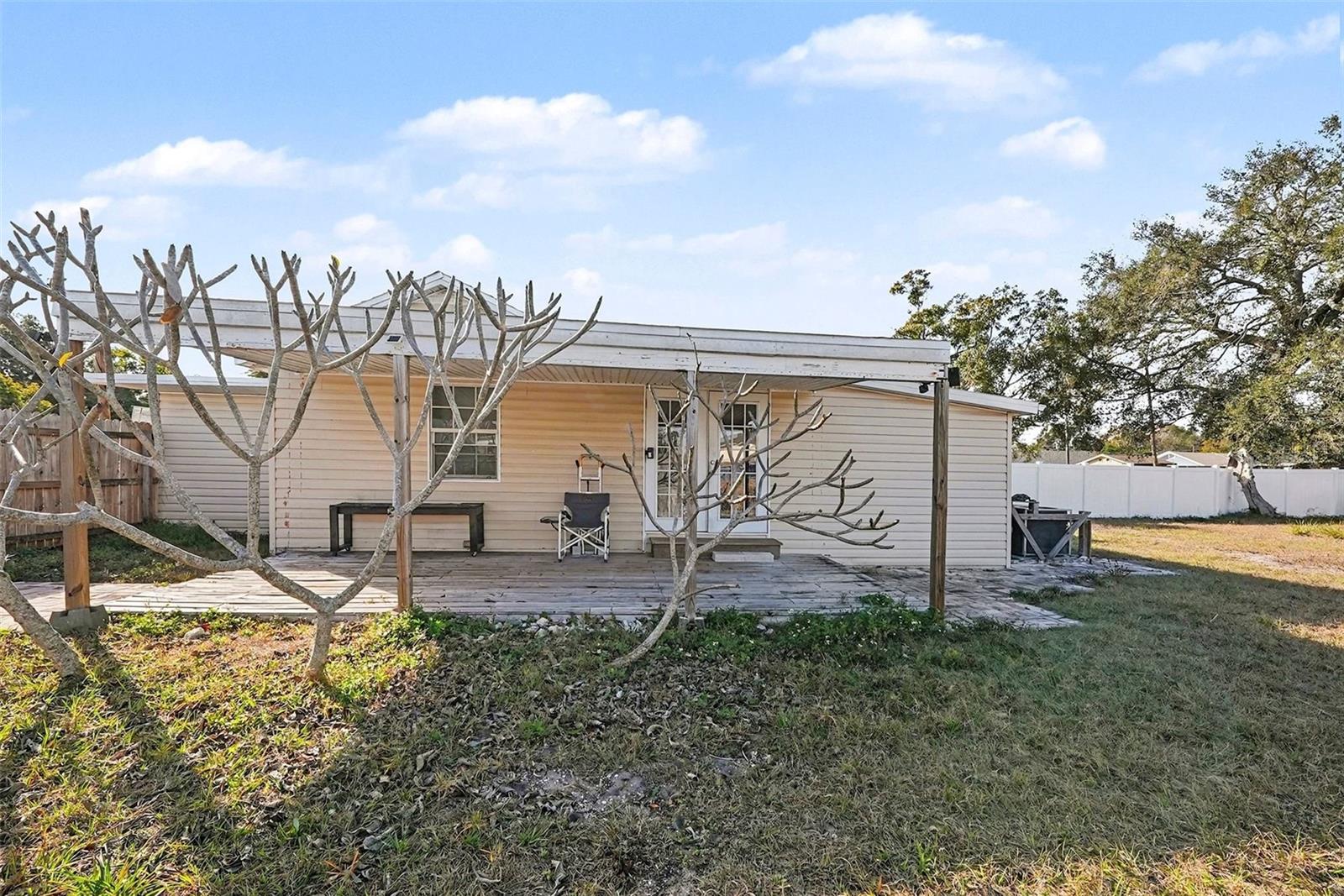 734 New Jersey Street, FL