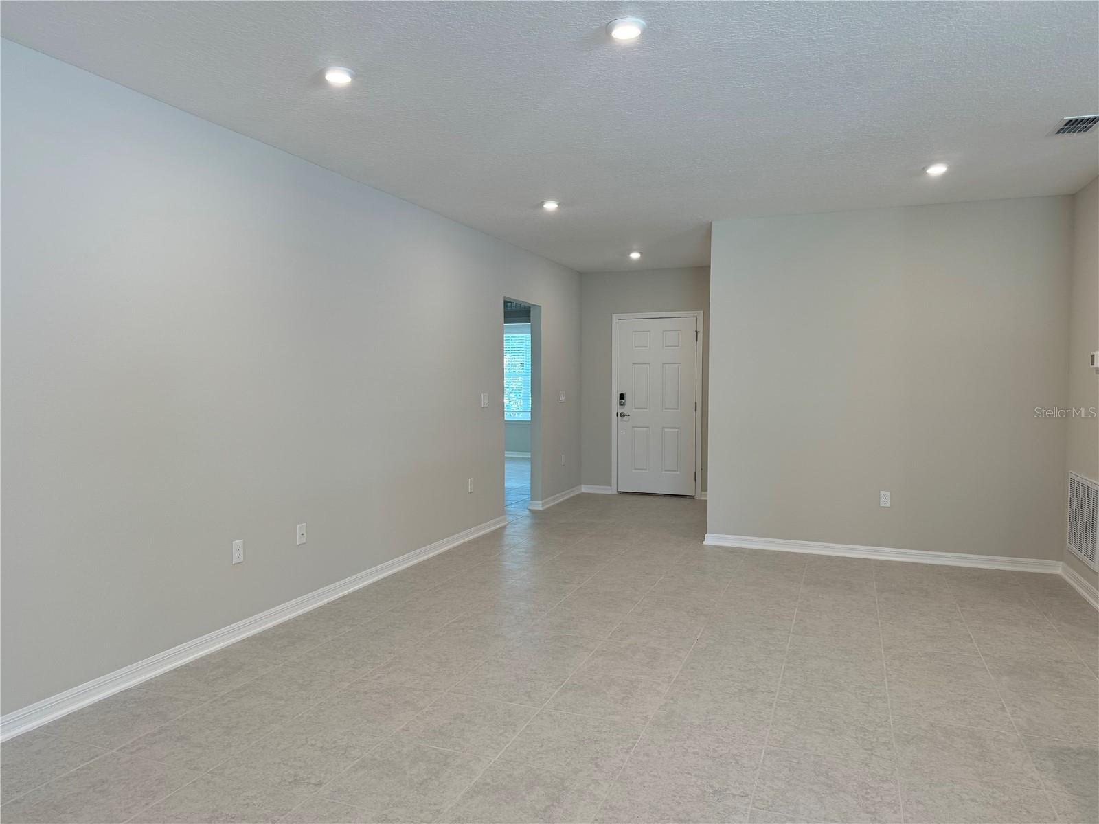59 Foster Lane, FL