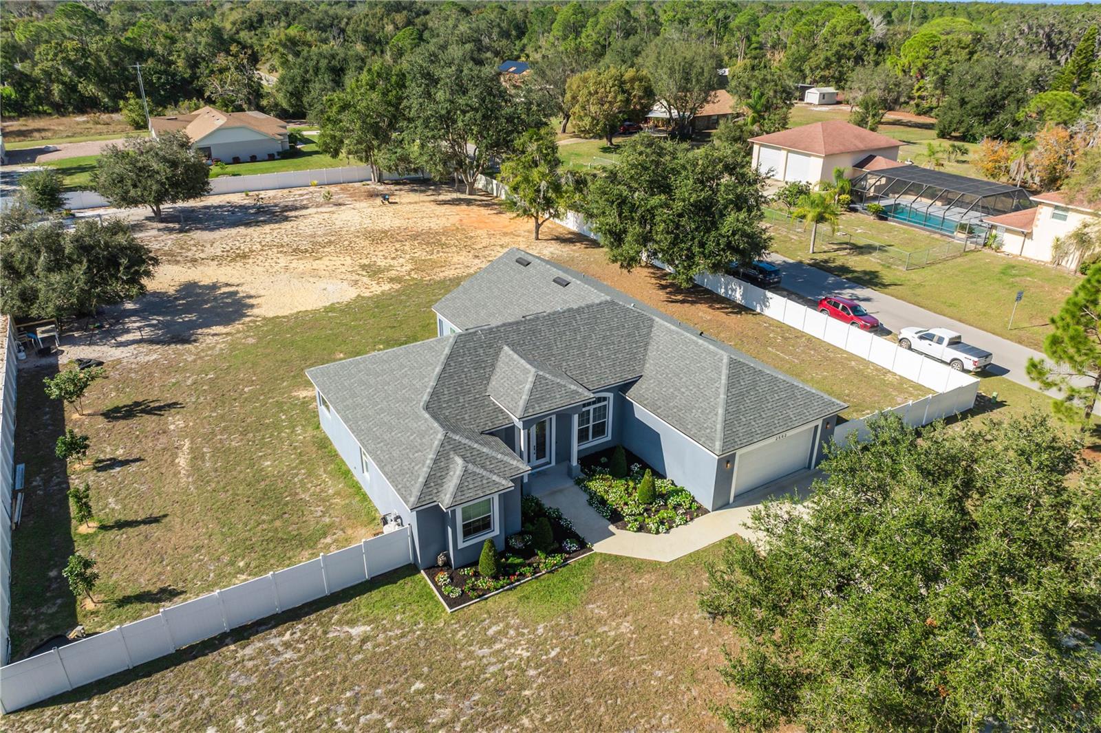 2502 Lake Front Drive, FL