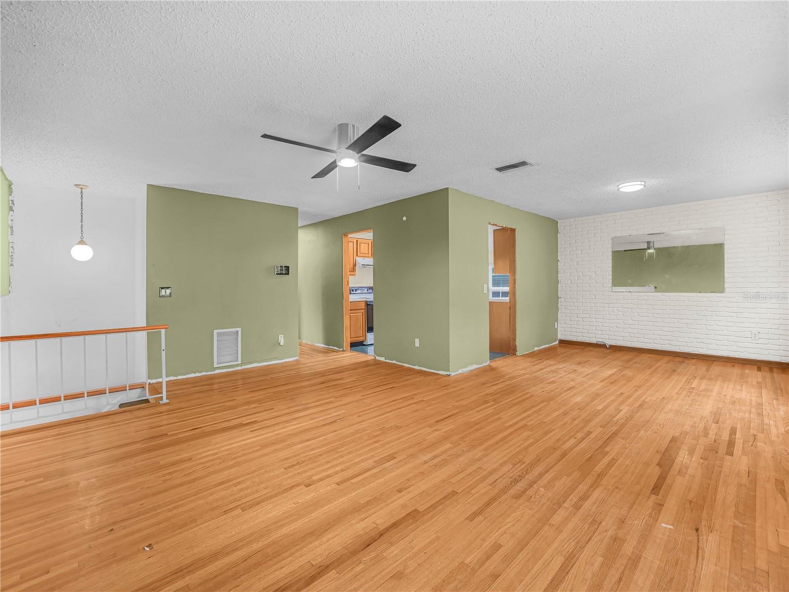 129 Lake Otis Road, FL