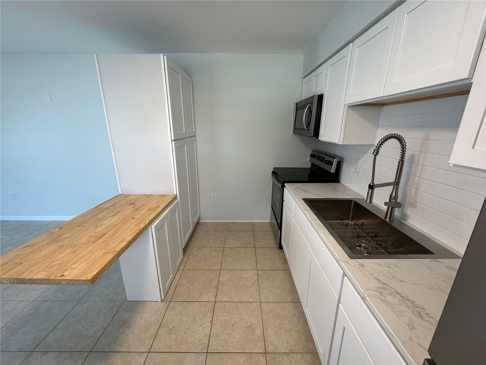215 Park Boulevard, FL