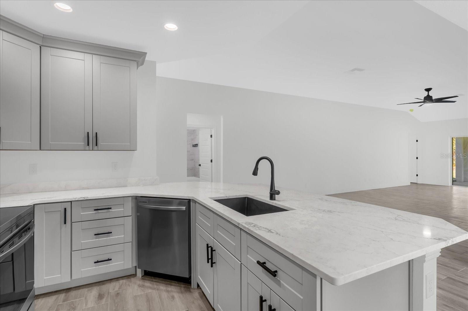 4015 Indian Rock, FL