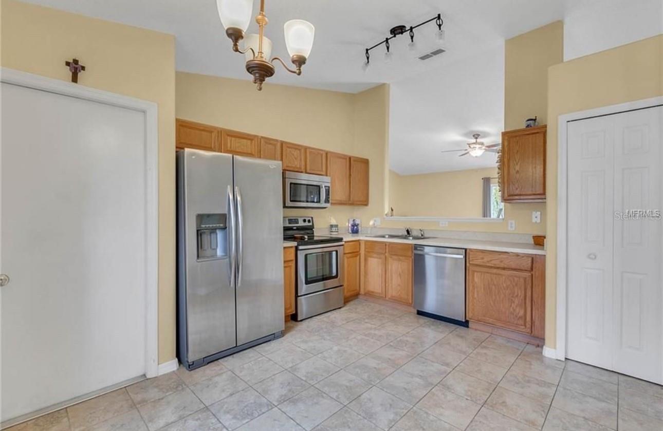4215 Red Bird Avenue, FL
