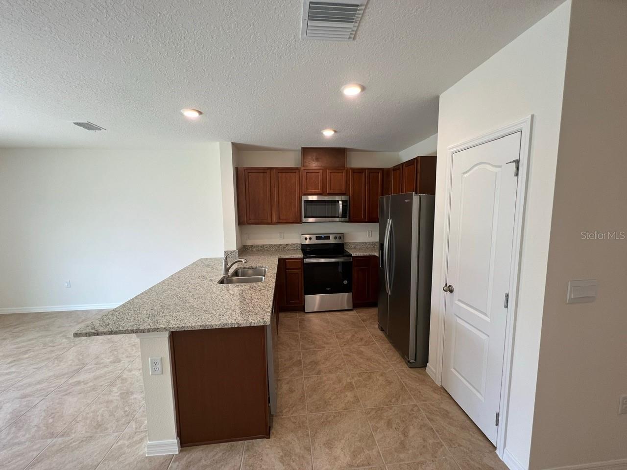 1532 Lumber Avenue, FL