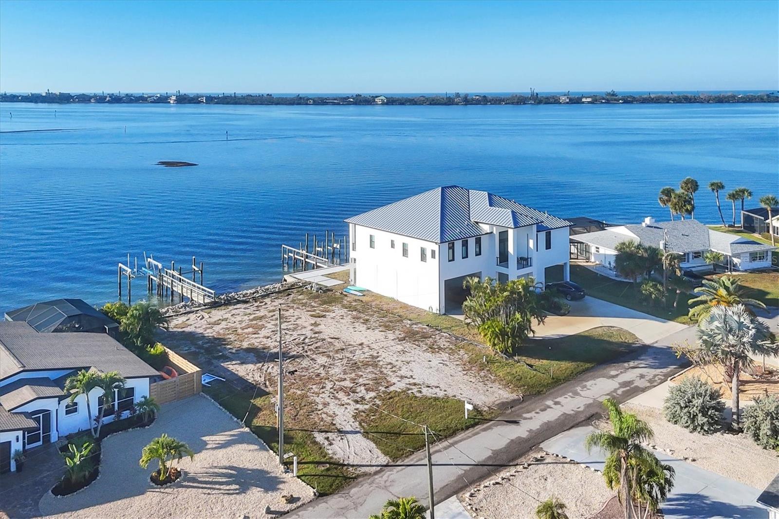 16 Southwind Drive, FL