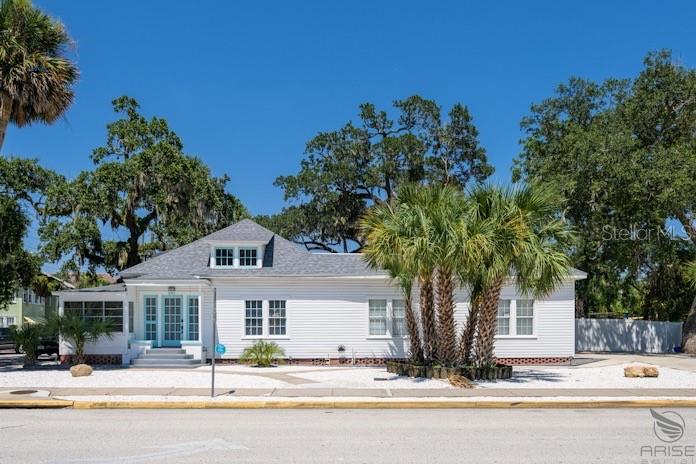 301 Live Oak Street, FL