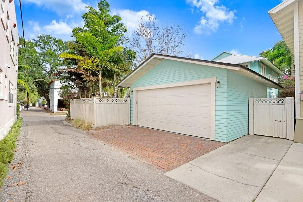 1801 Hills Avenue, FL