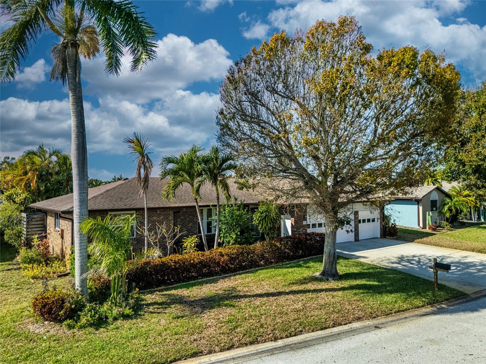 4612 Coral Lake Drive, FL