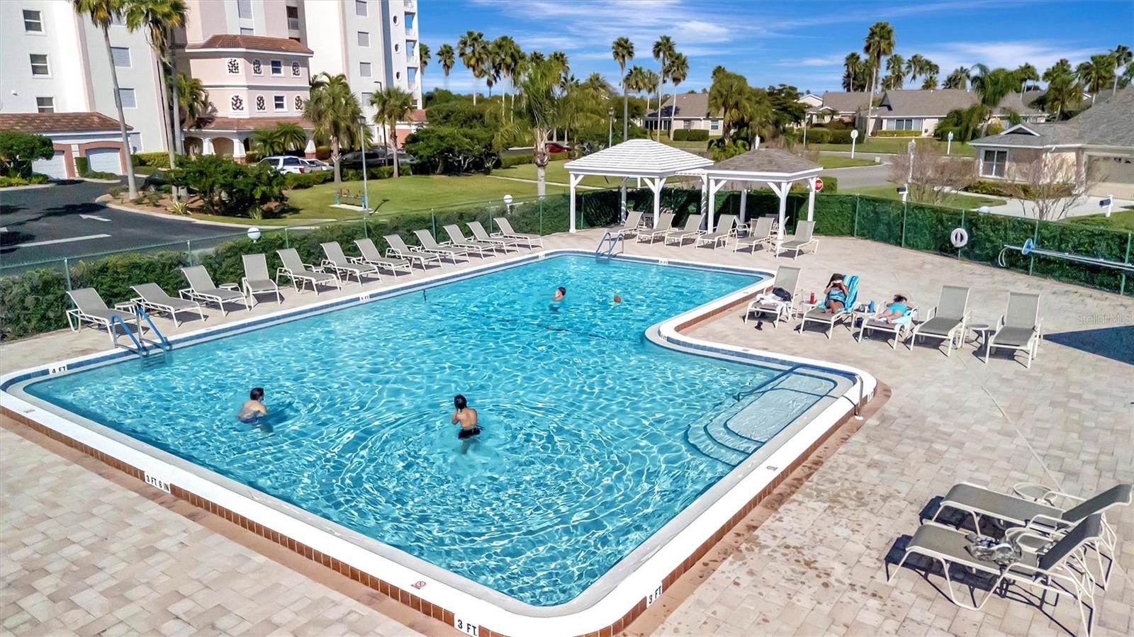 2905 Captains Court, FL