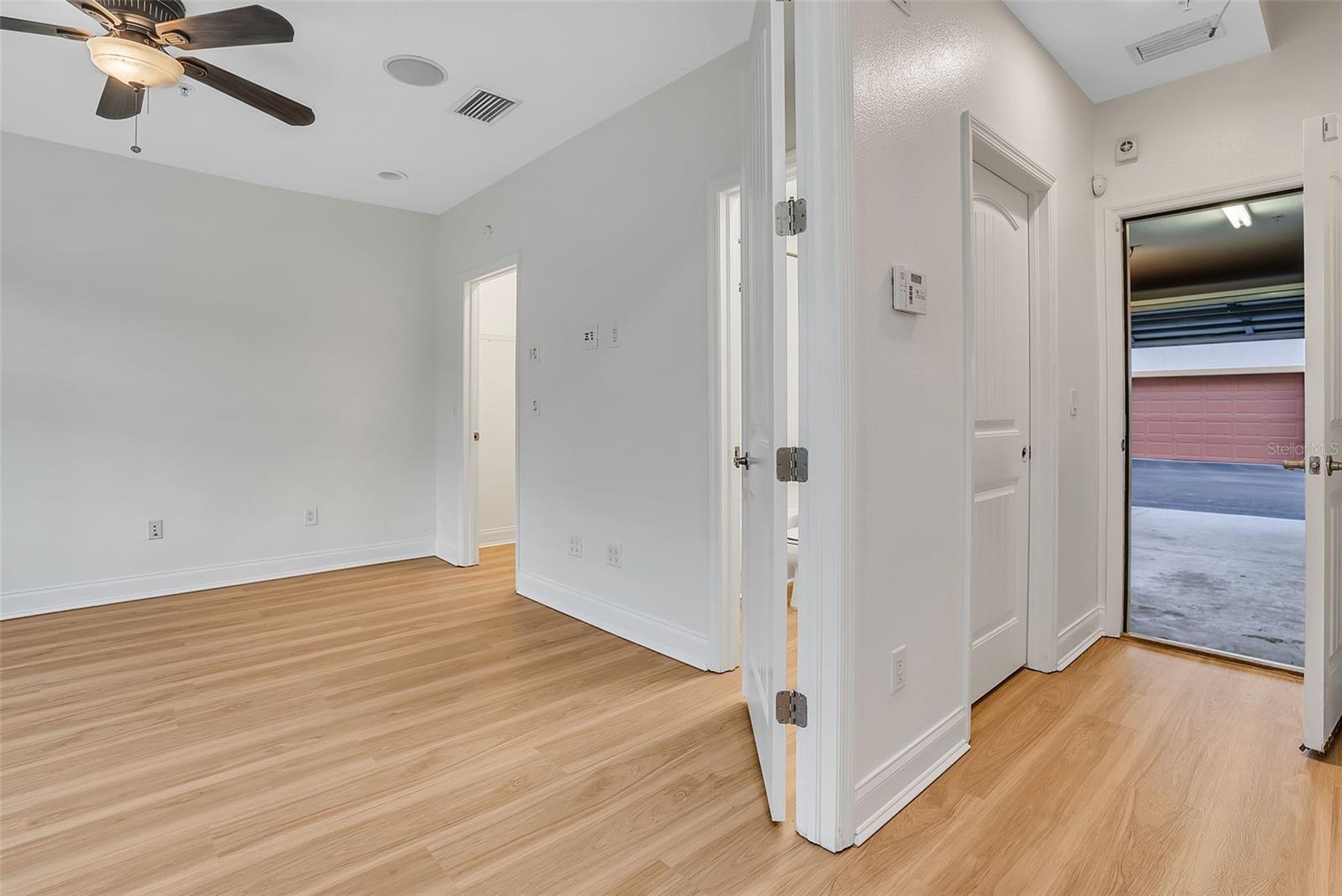 111 Albany Avenue, FL