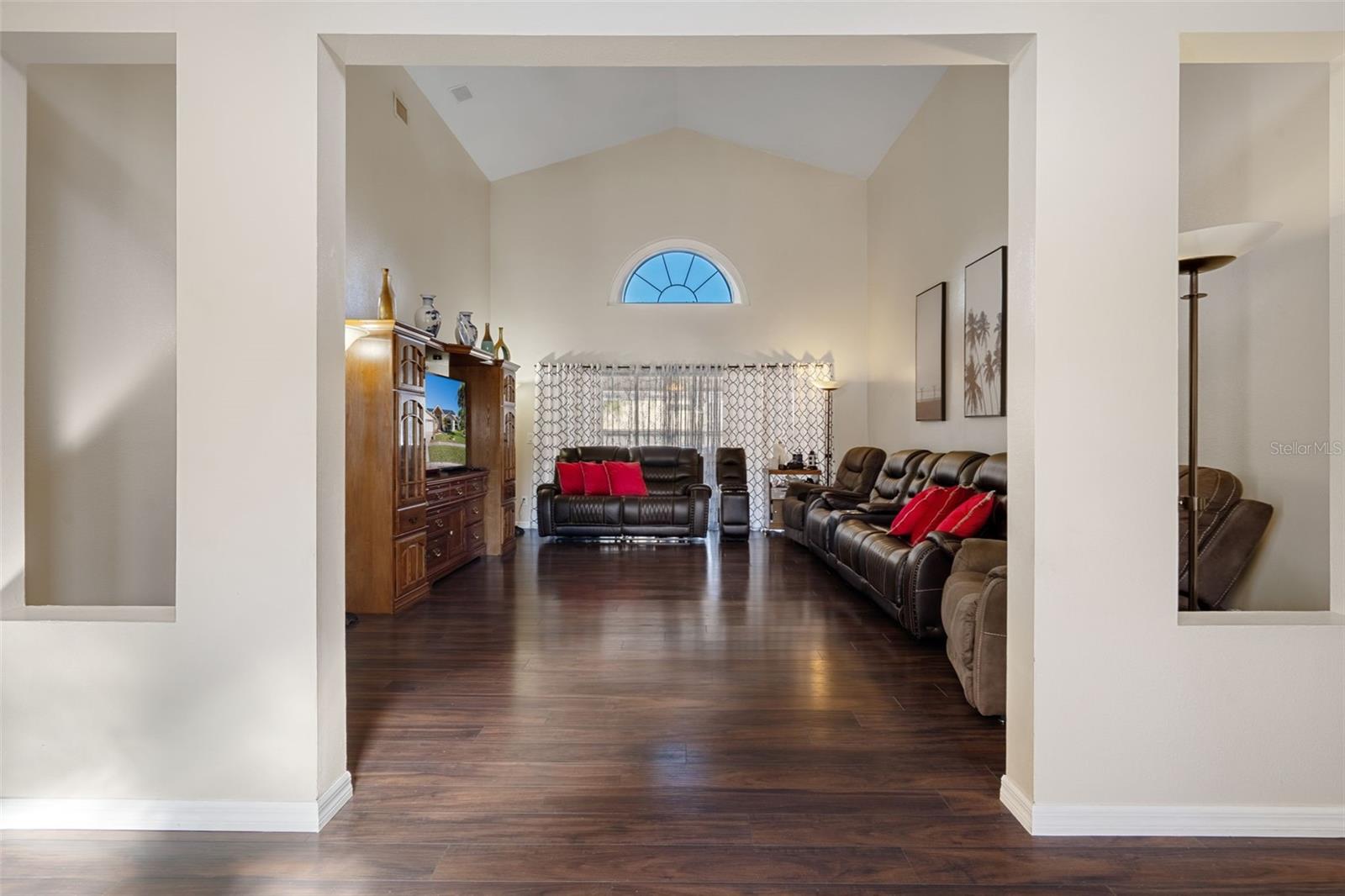 10421 Templewood Court, FL