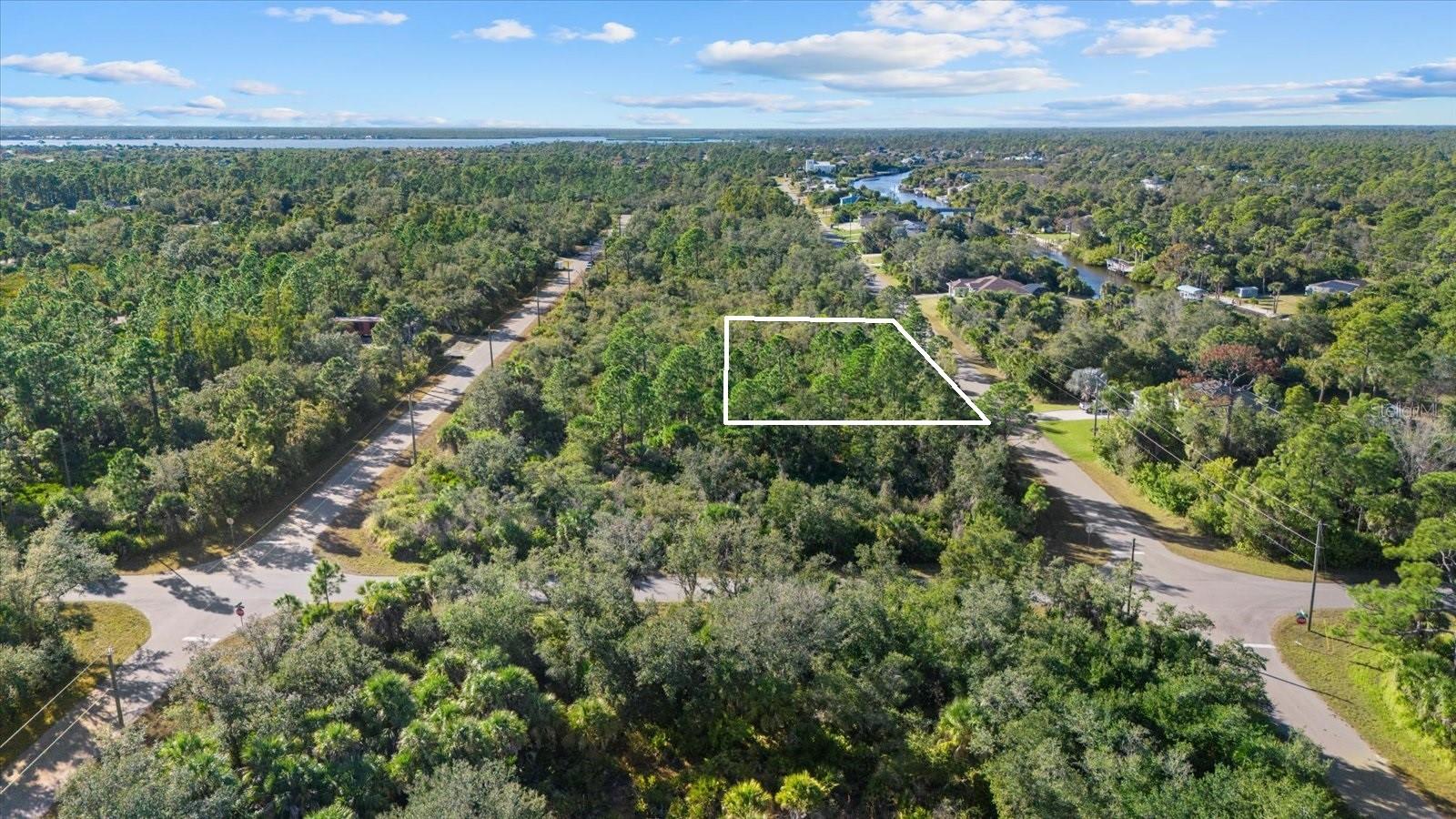 14113 Hydrangea Avenue, FL