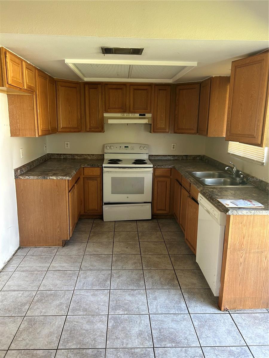 2341 Bayswater Court, FL