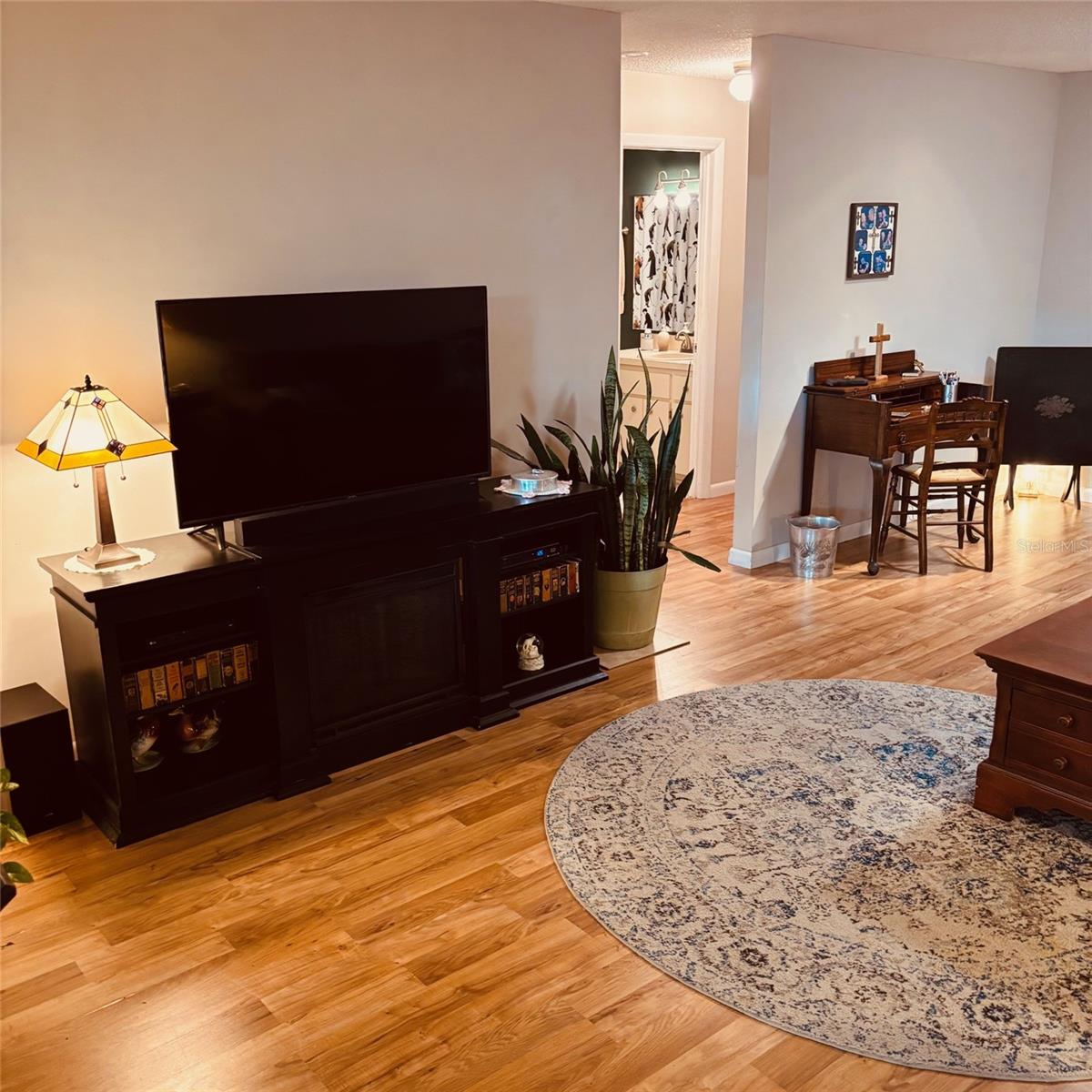 8747 93rd Place, FL