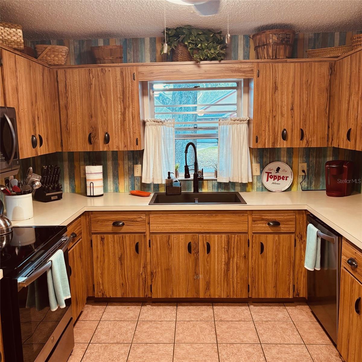 8747 93rd Place, FL
