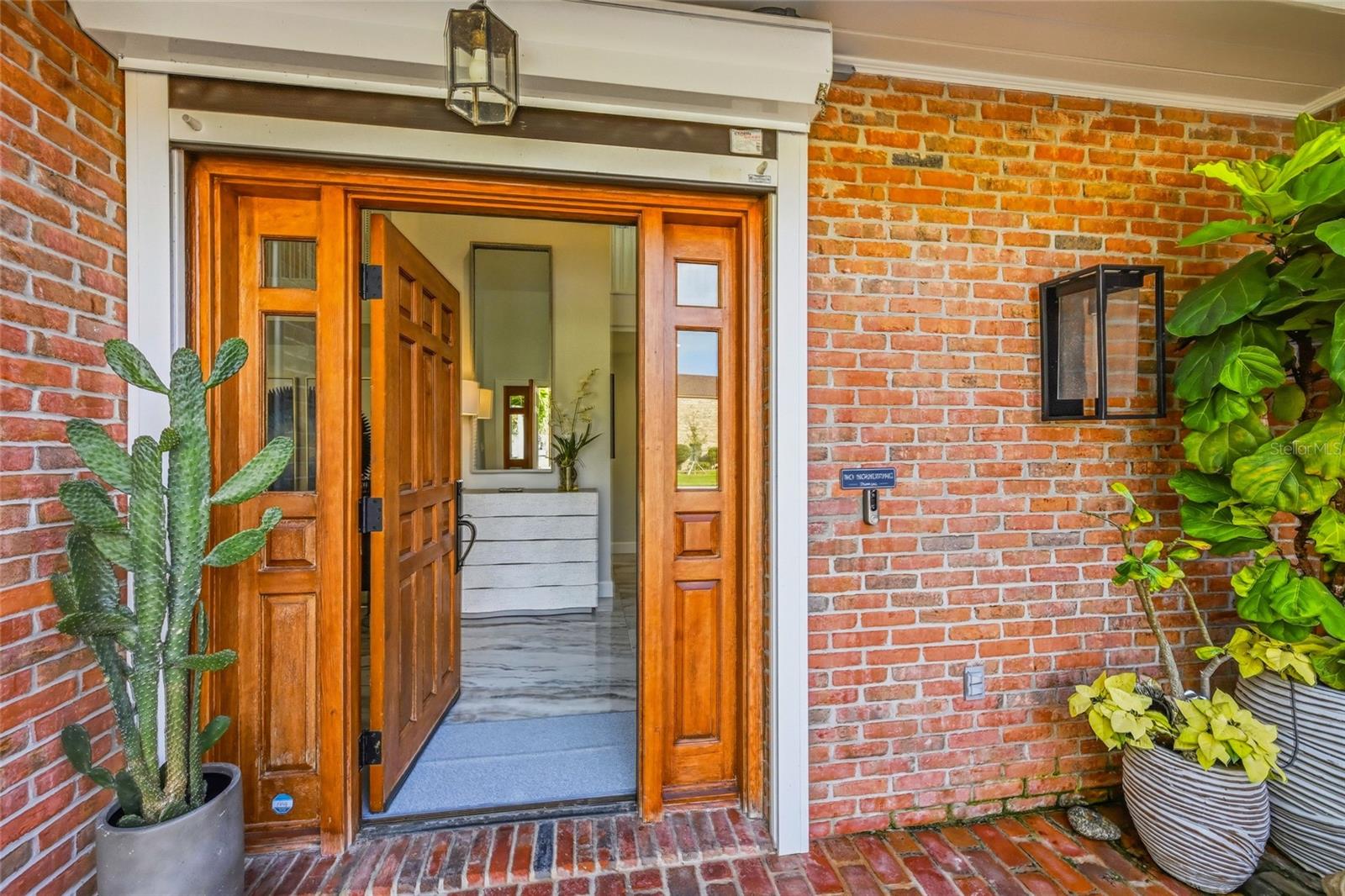1307 Riverview Circle, FL