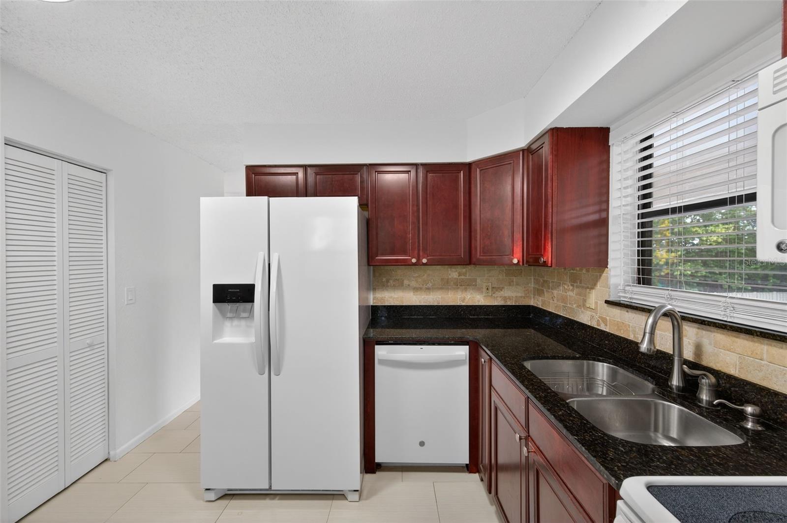 484 Santa Cruz Place, FL