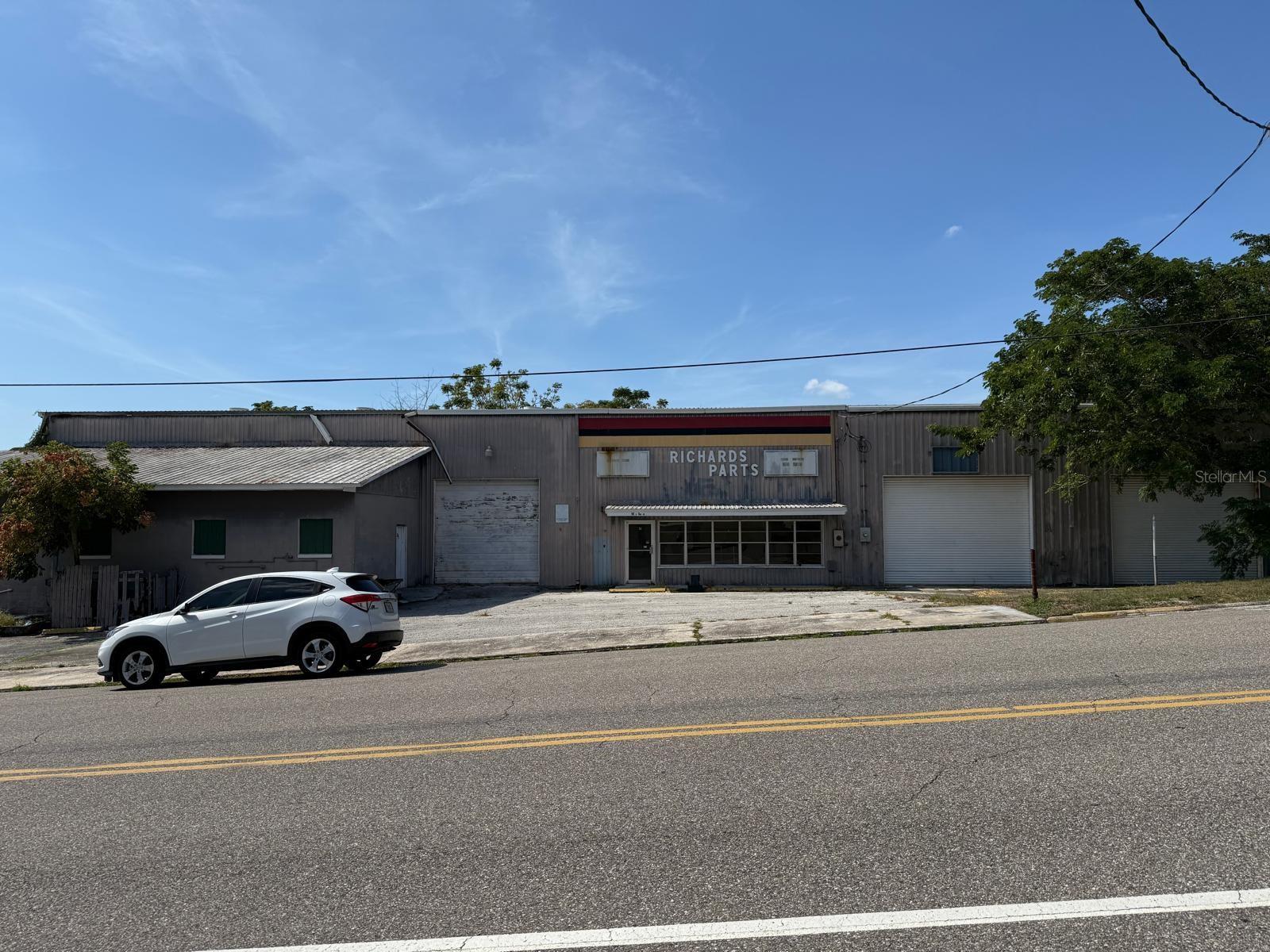 20 8th Street, FL