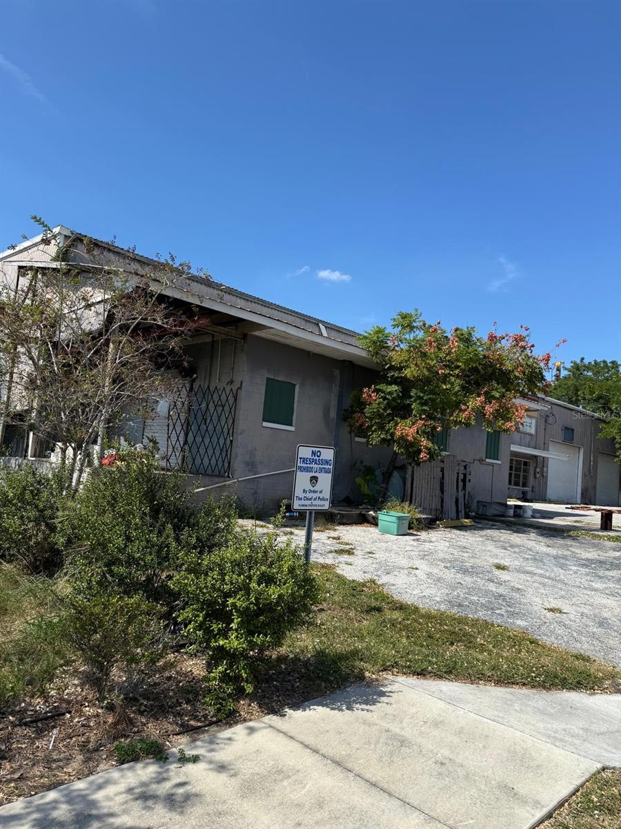 20 8th Street, FL
