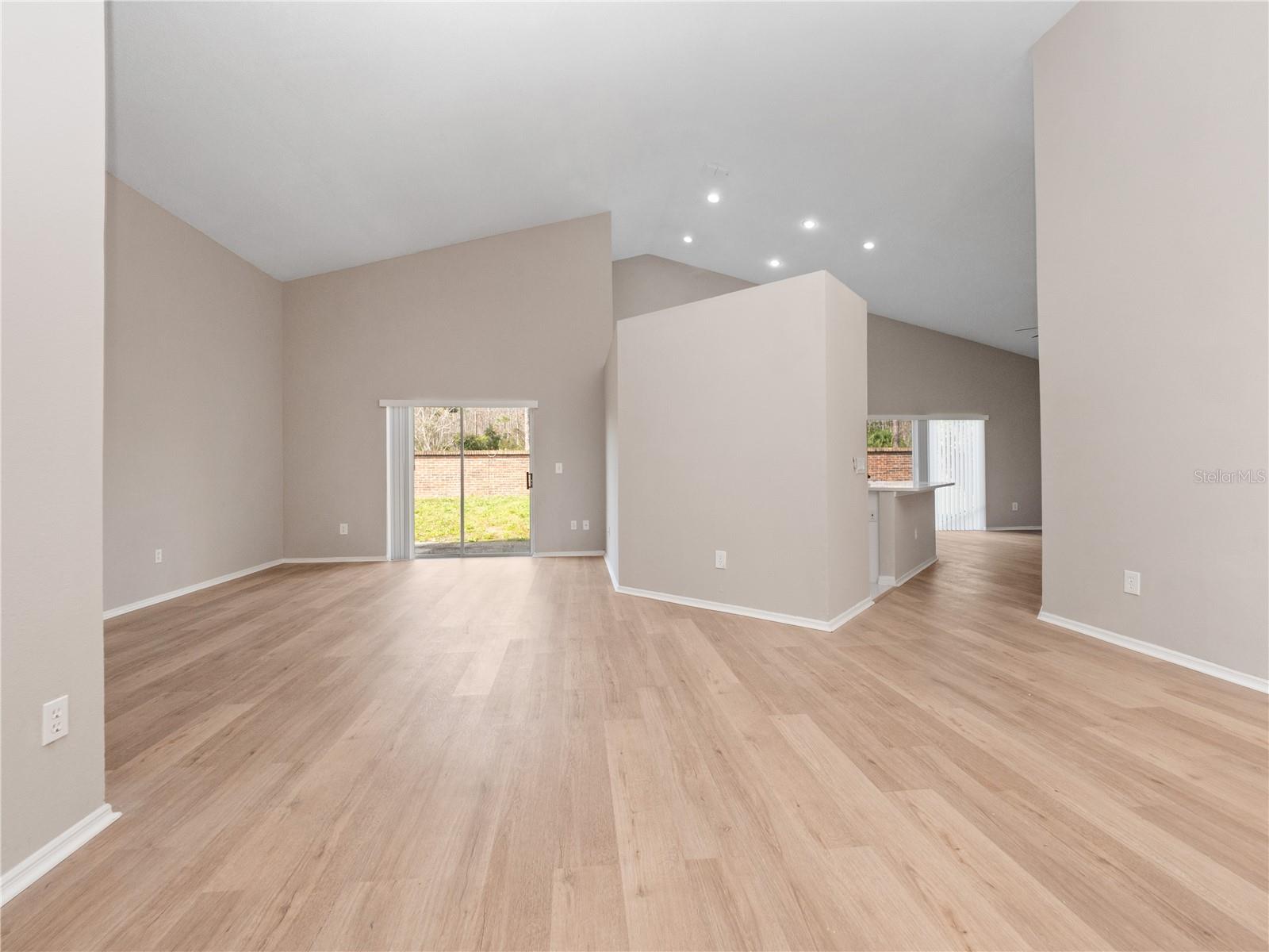 14904 Wild Wood Lily Court, FL