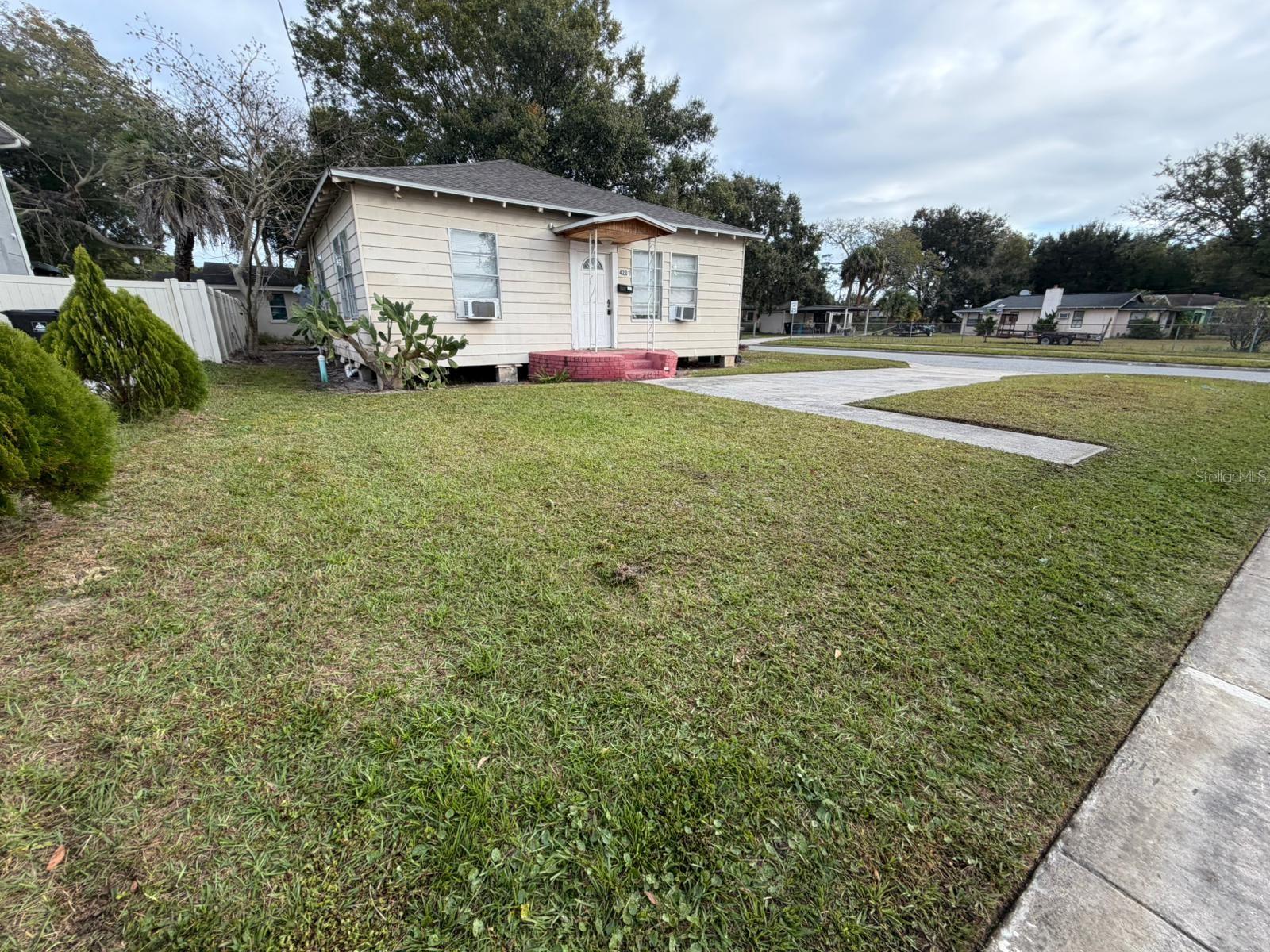 4201 Cepeda Street, FL