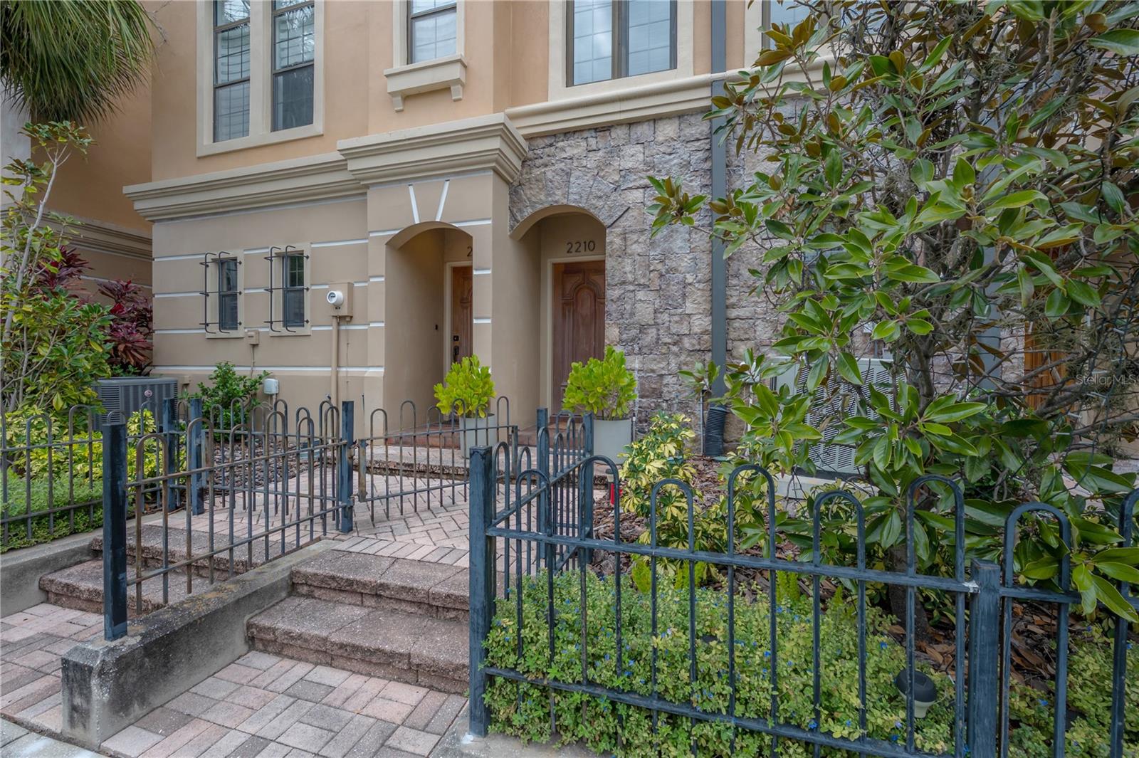 2210 Soho Bay Court, FL