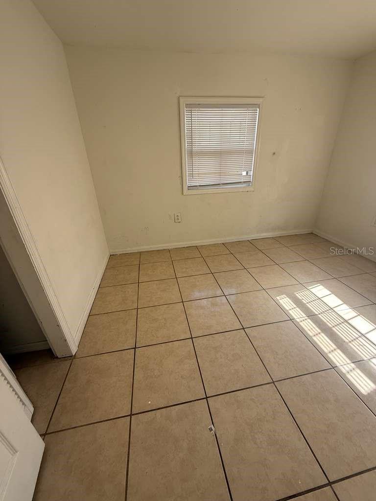 4638 America, FL