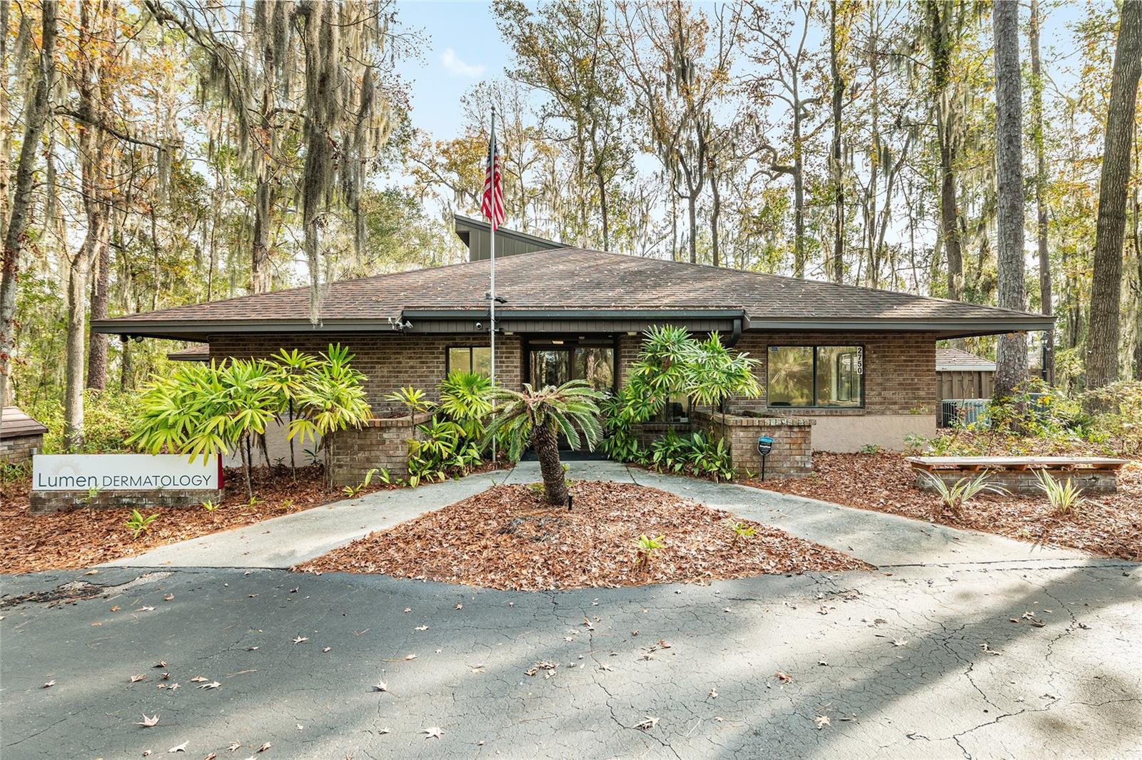 2750 17th Street, FL