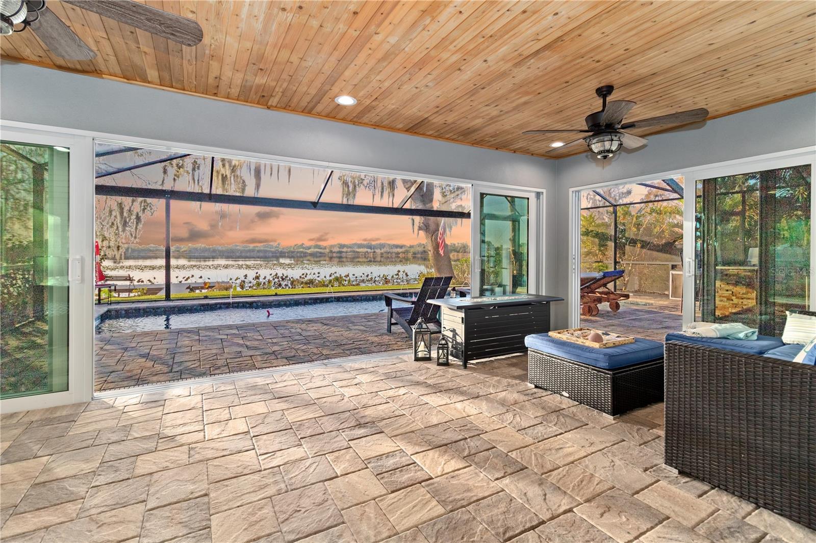 601 Lake Pansy Drive, FL
