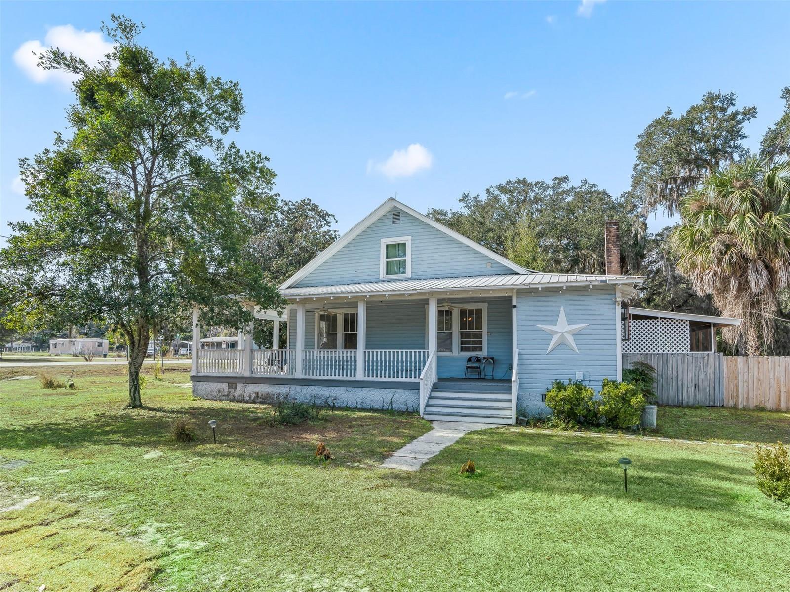 10487 Highway 42, FL
