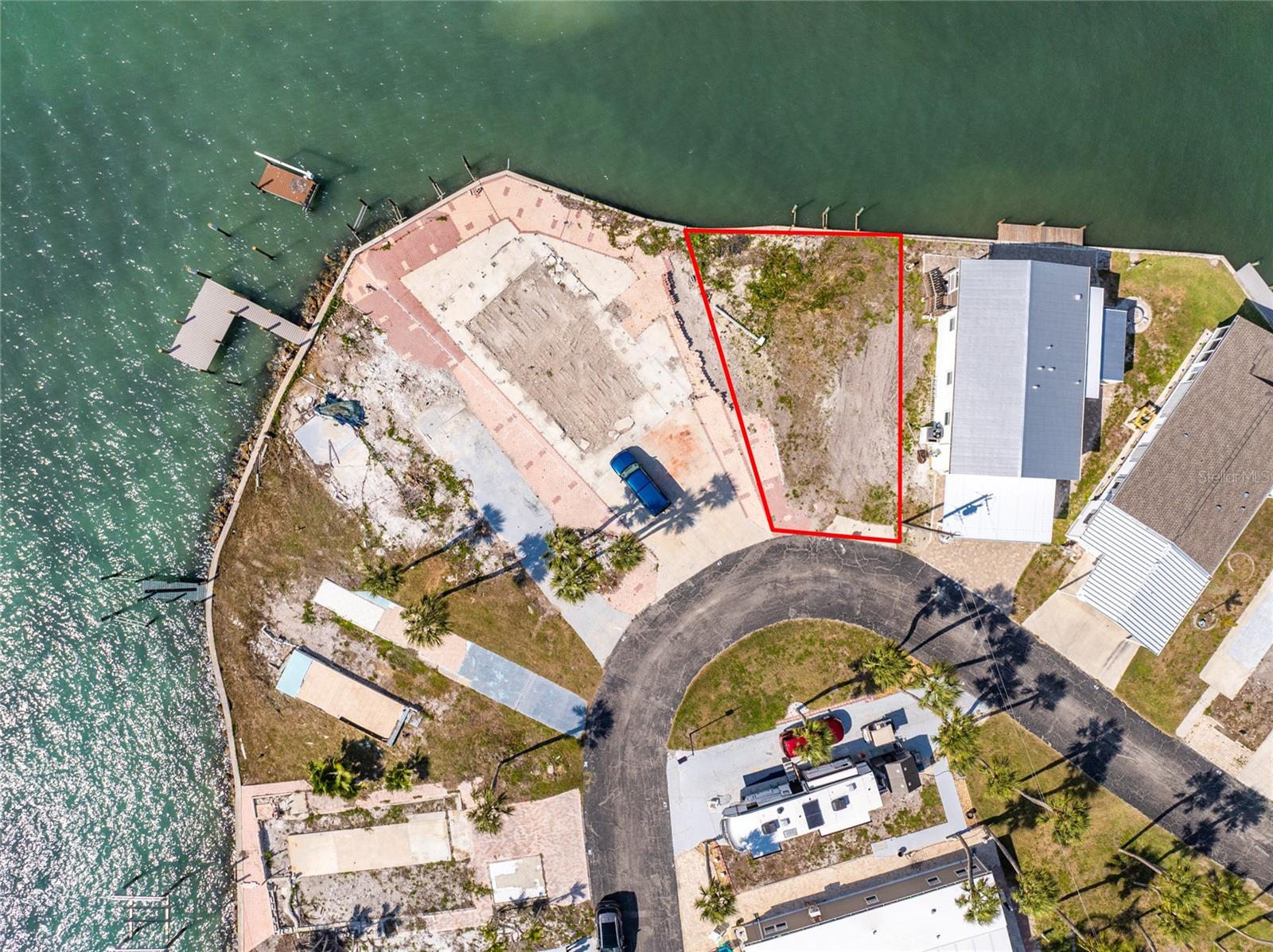 7500 Park Pointe Drive, FL