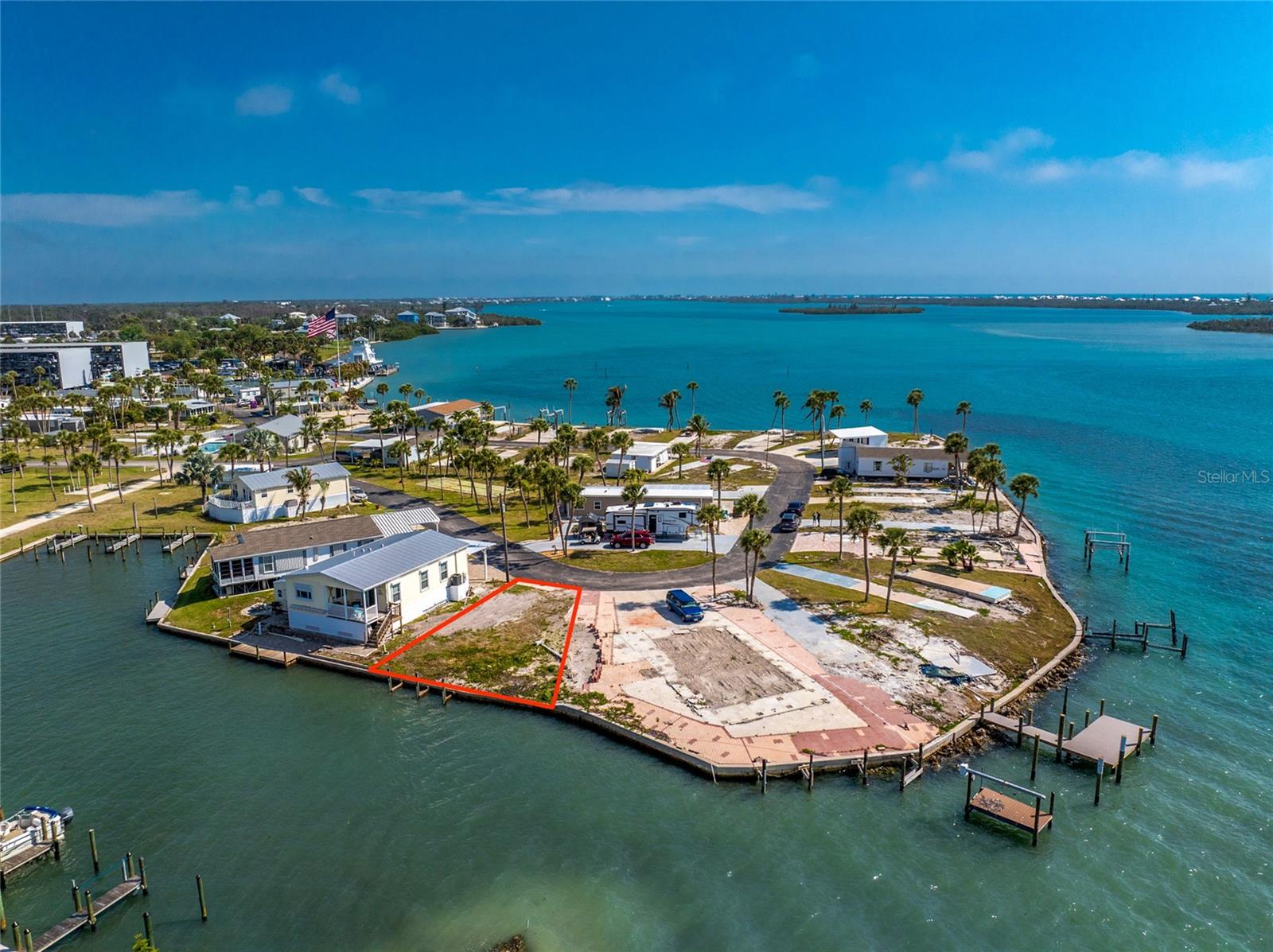 7500 Park Pointe Drive, FL
