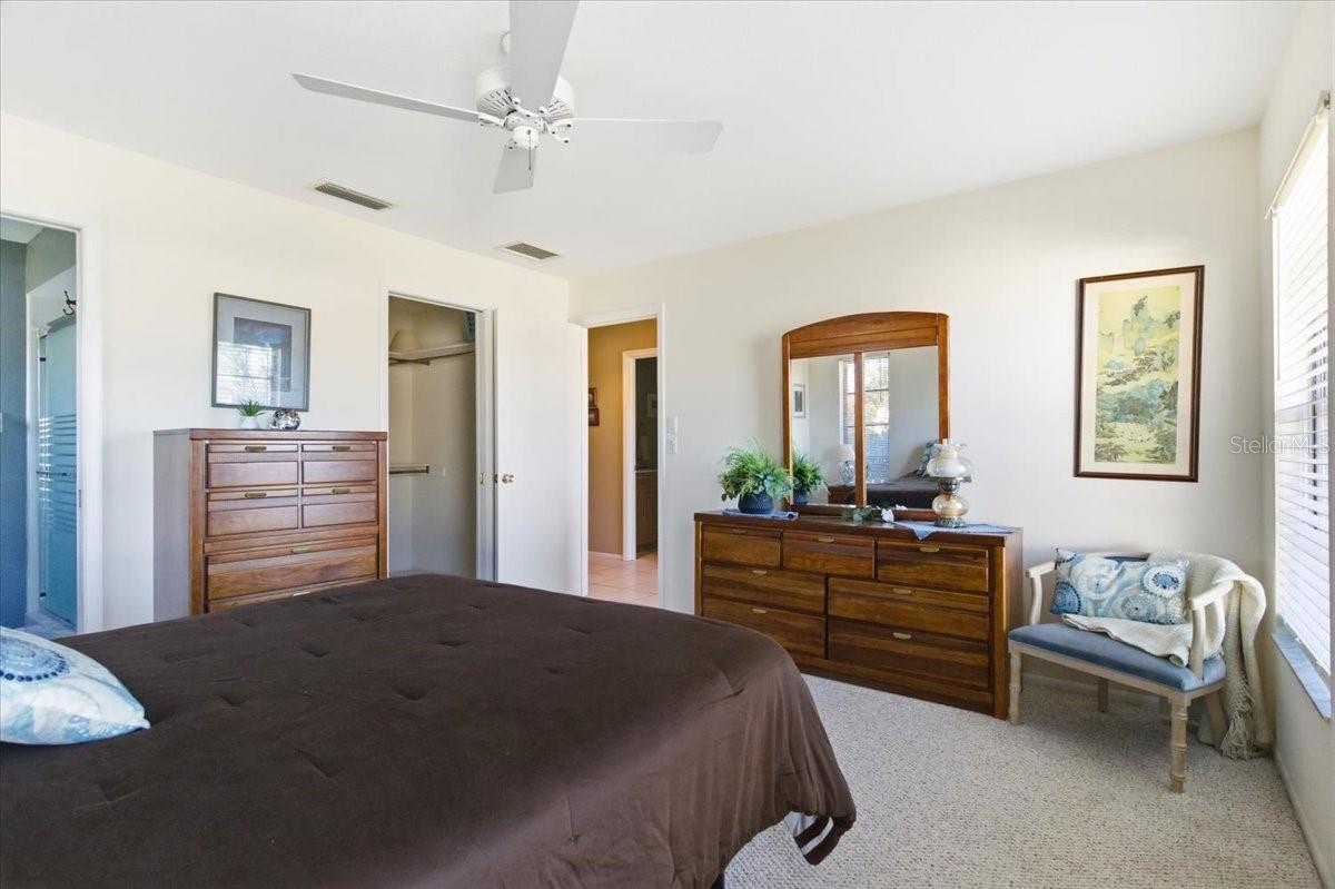 771 Vivienda South Court, FL