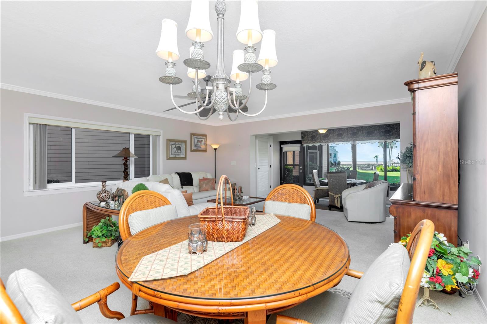 341 Windrush Loop, FL