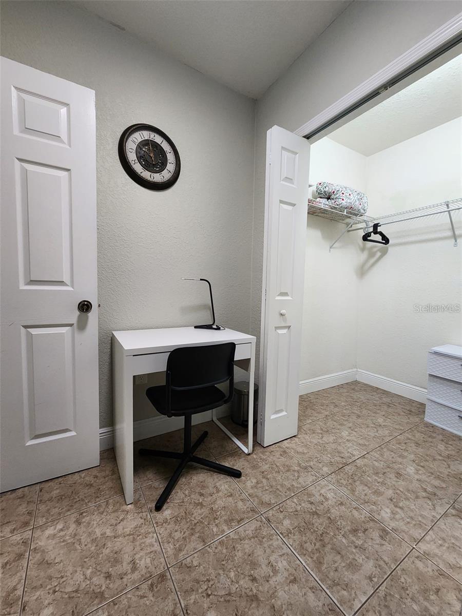 111 Cuautla Way, FL