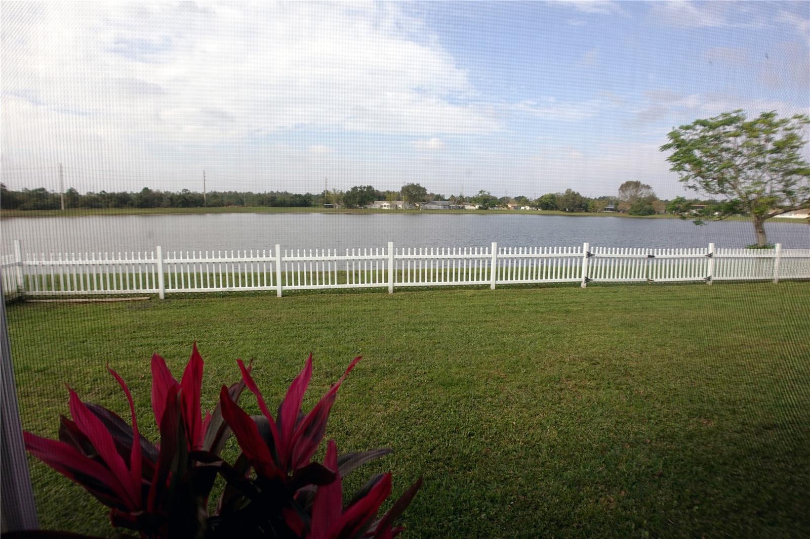 957 Florida Parkway, FL