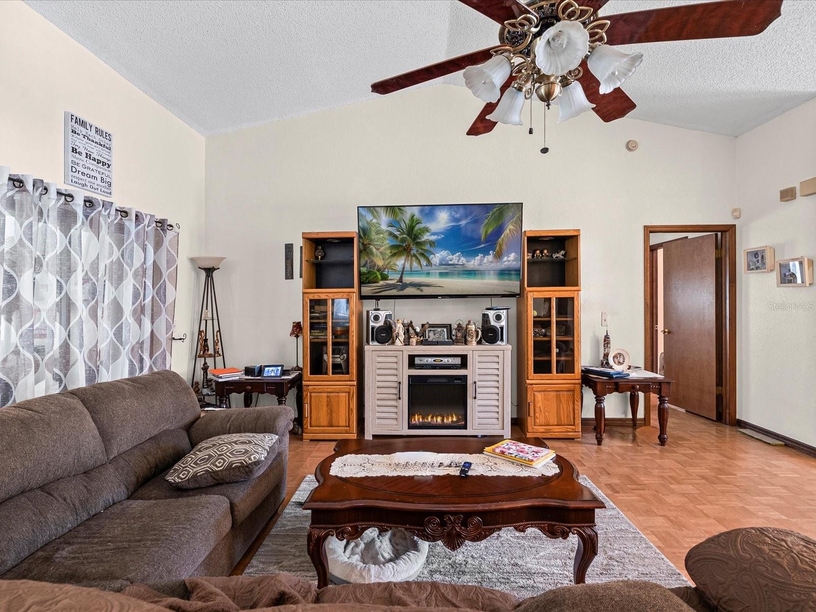 18824 Parade Road, FL