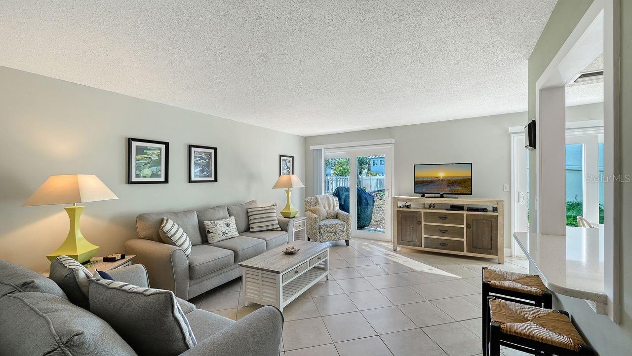 10125 Manatee Avenue, FL