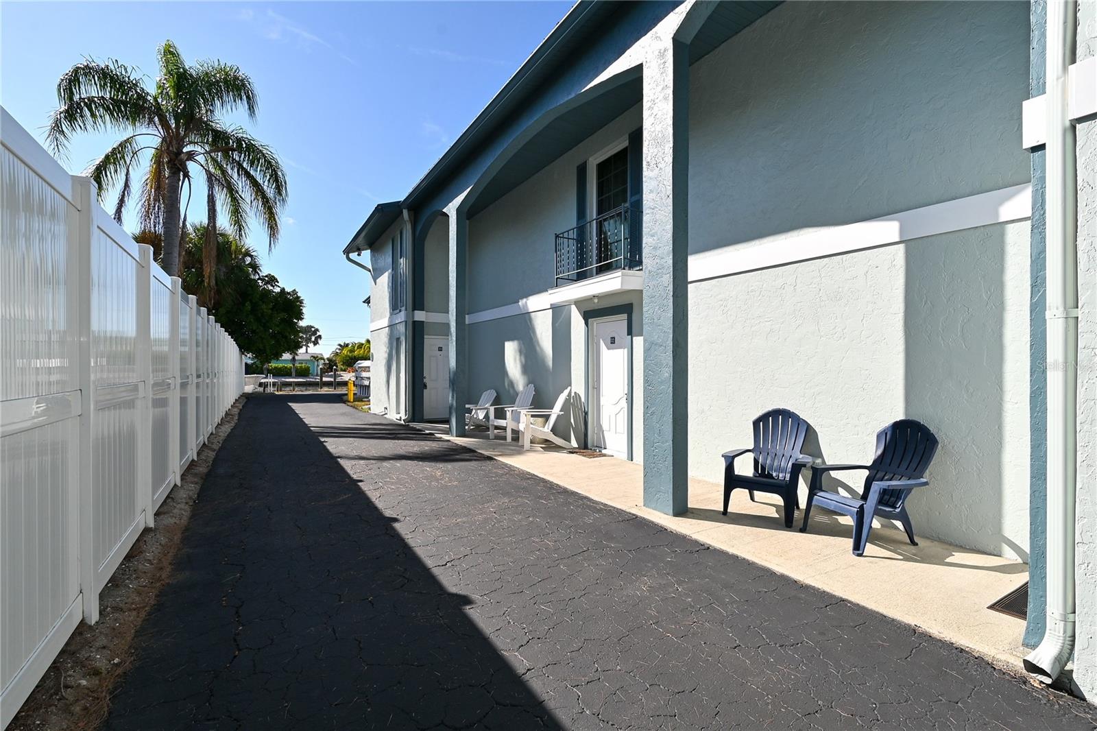 10125 Manatee Avenue, FL