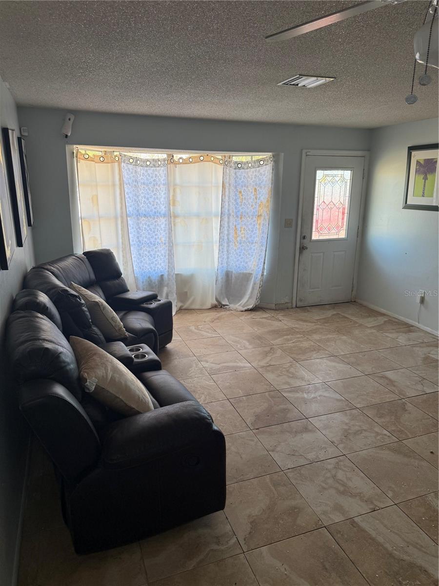 750 Hampton Drive, FL