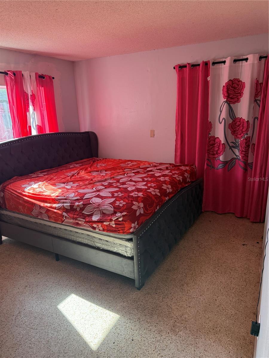 750 Hampton Drive, FL