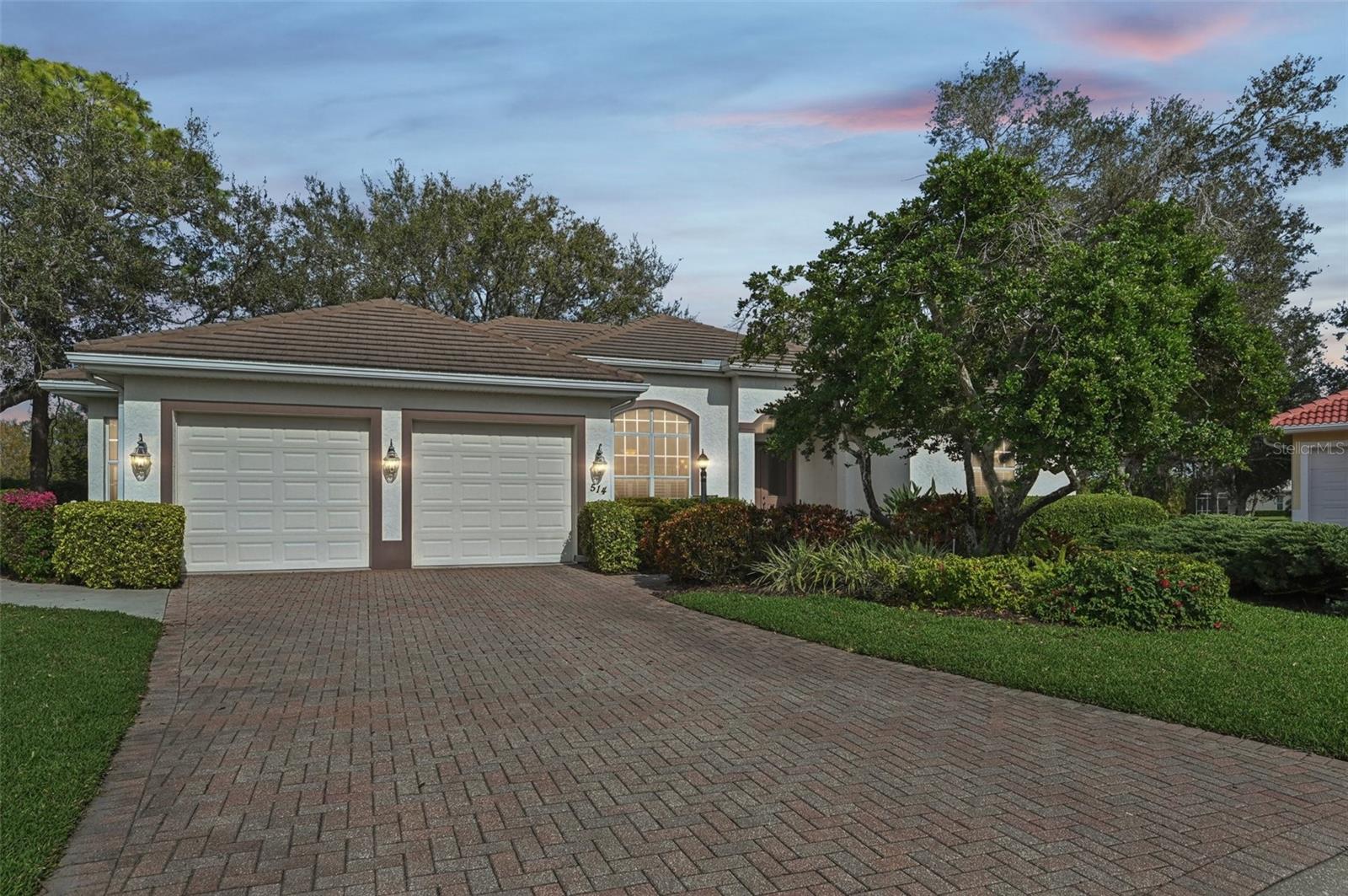 514 Summerfield Way, FL
