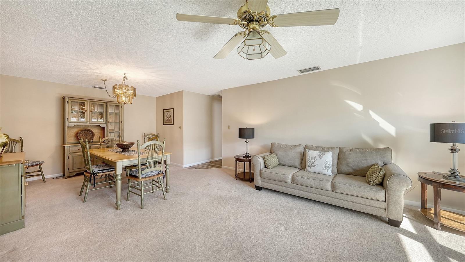 4207 Bowling Green Circle, FL