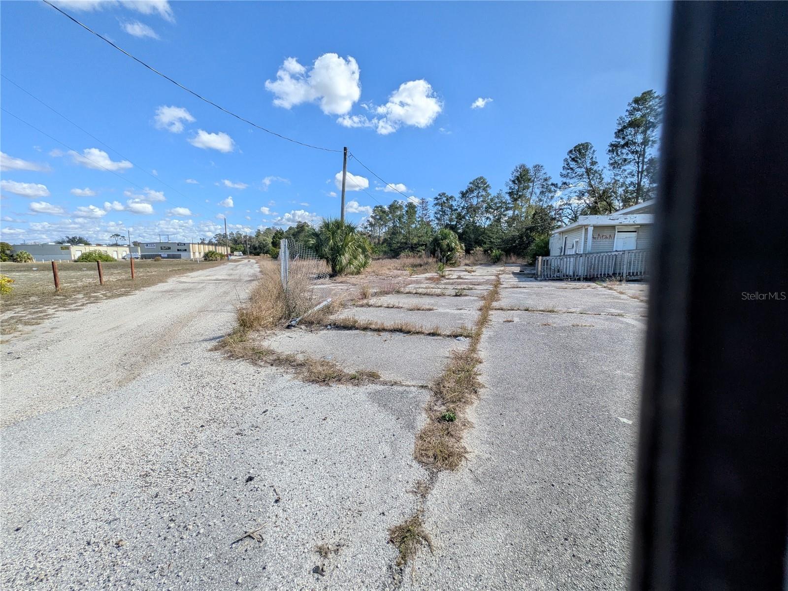 16836 Us Highway 19, FL