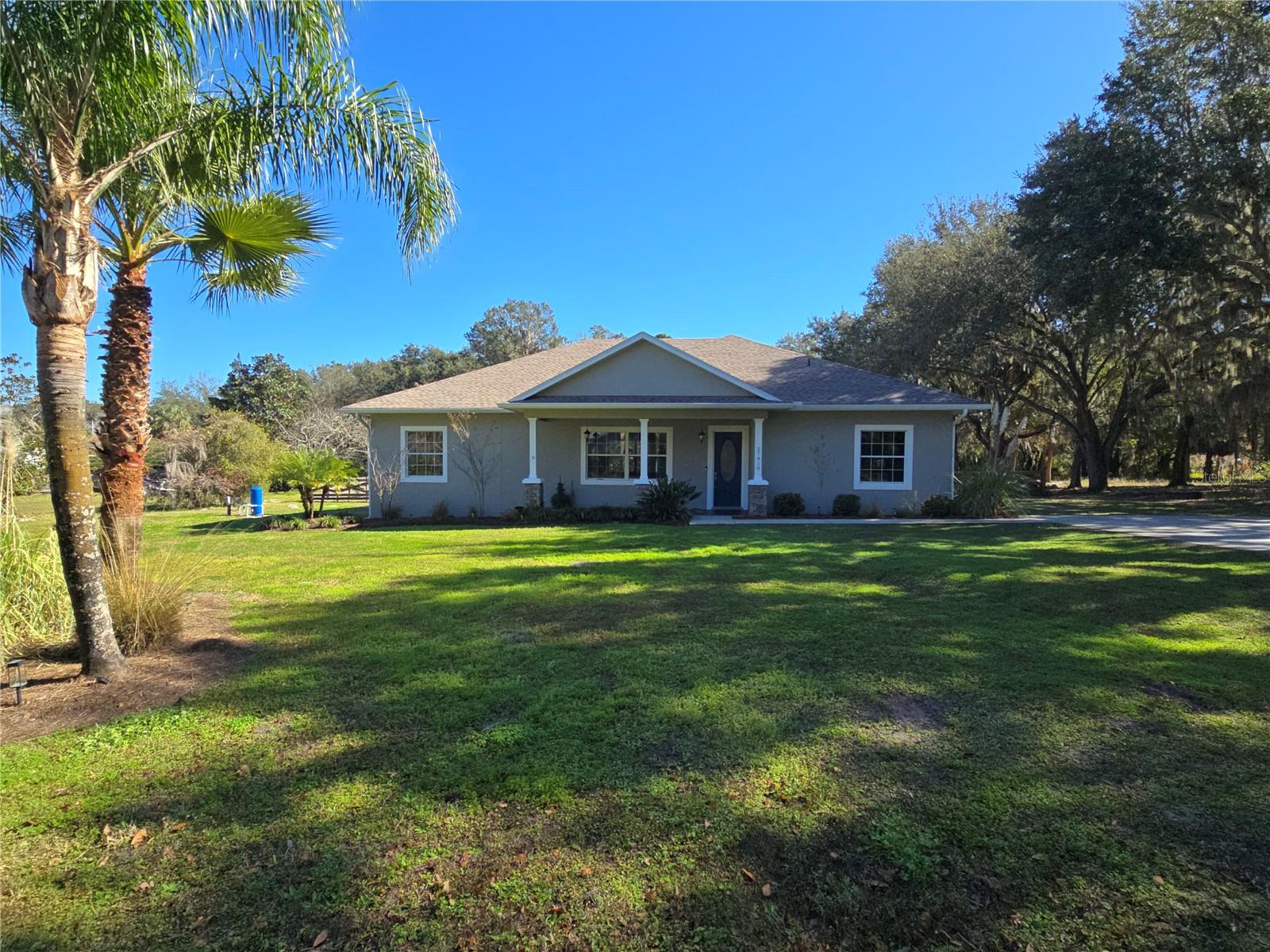 27410 Yalaha Cut Off Road, FL
