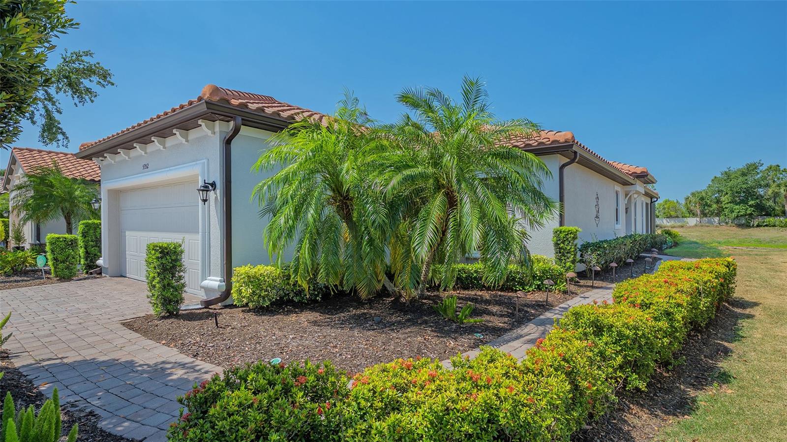 5352 Vaccaro Court, FL
