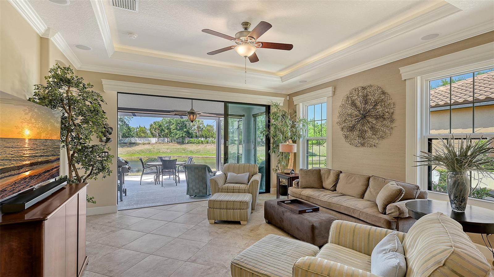 5352 Vaccaro Court, FL