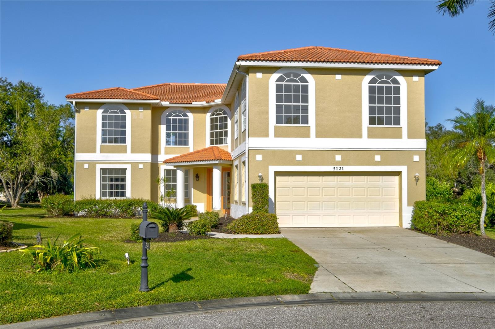 5121 Glade Fern Court, FL