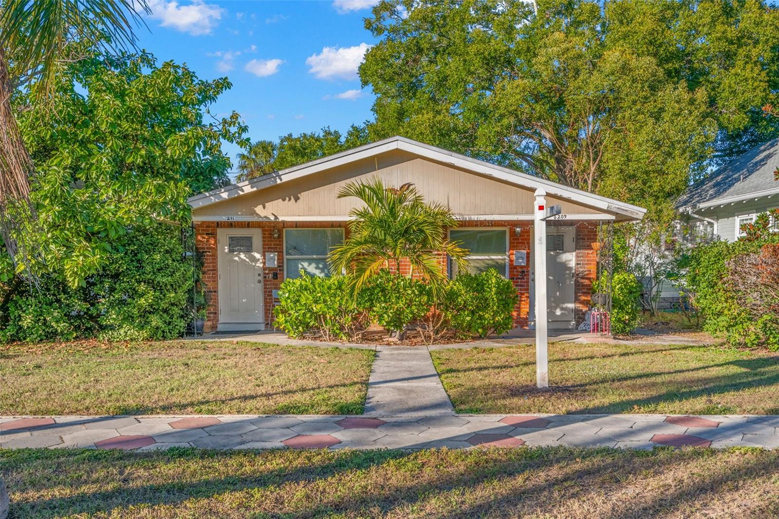 209 12th Avenue, FL